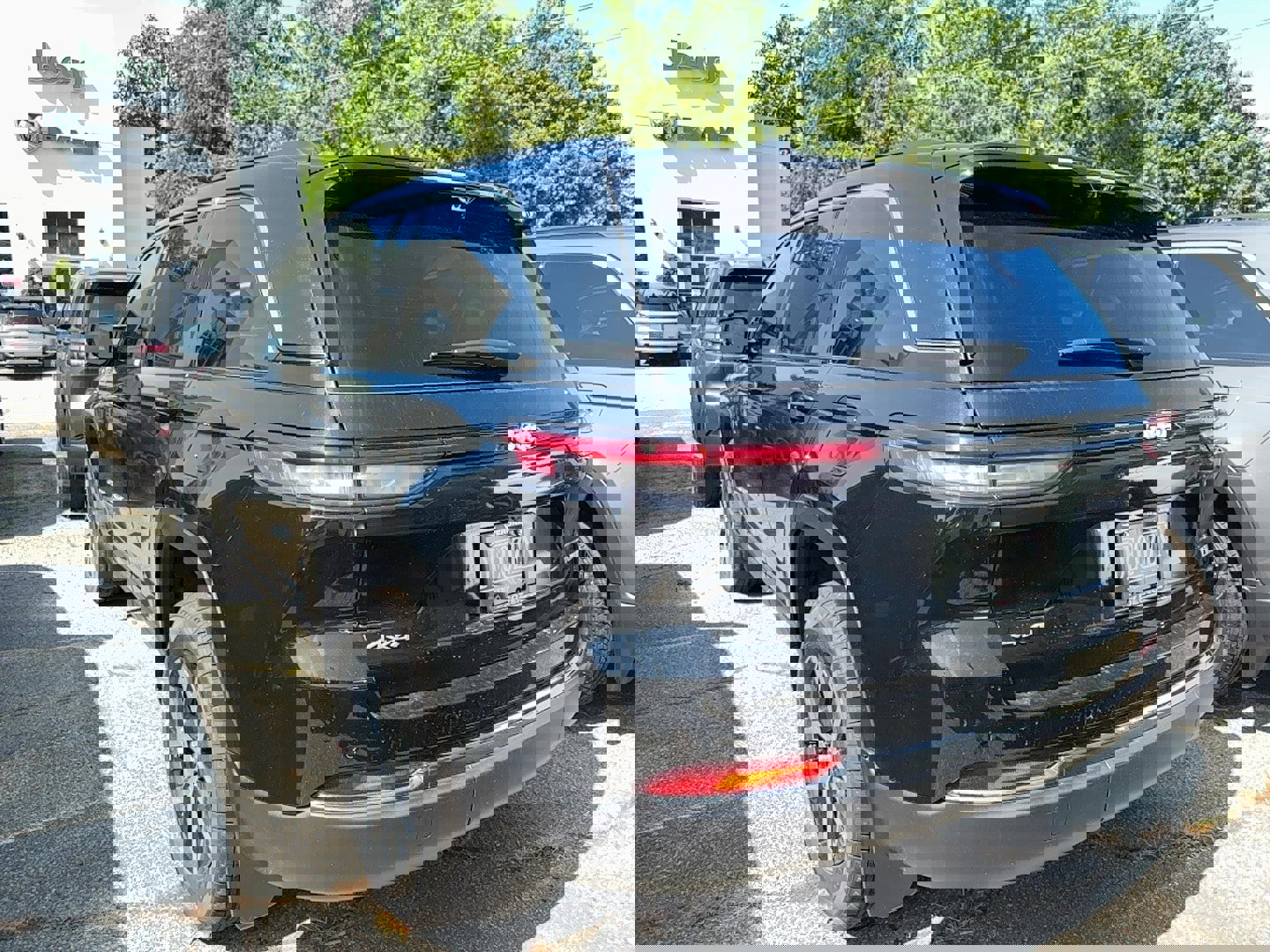 New 2025 Jeep Grand Cherokee Limited w/ Luxury Tech Group II image 4