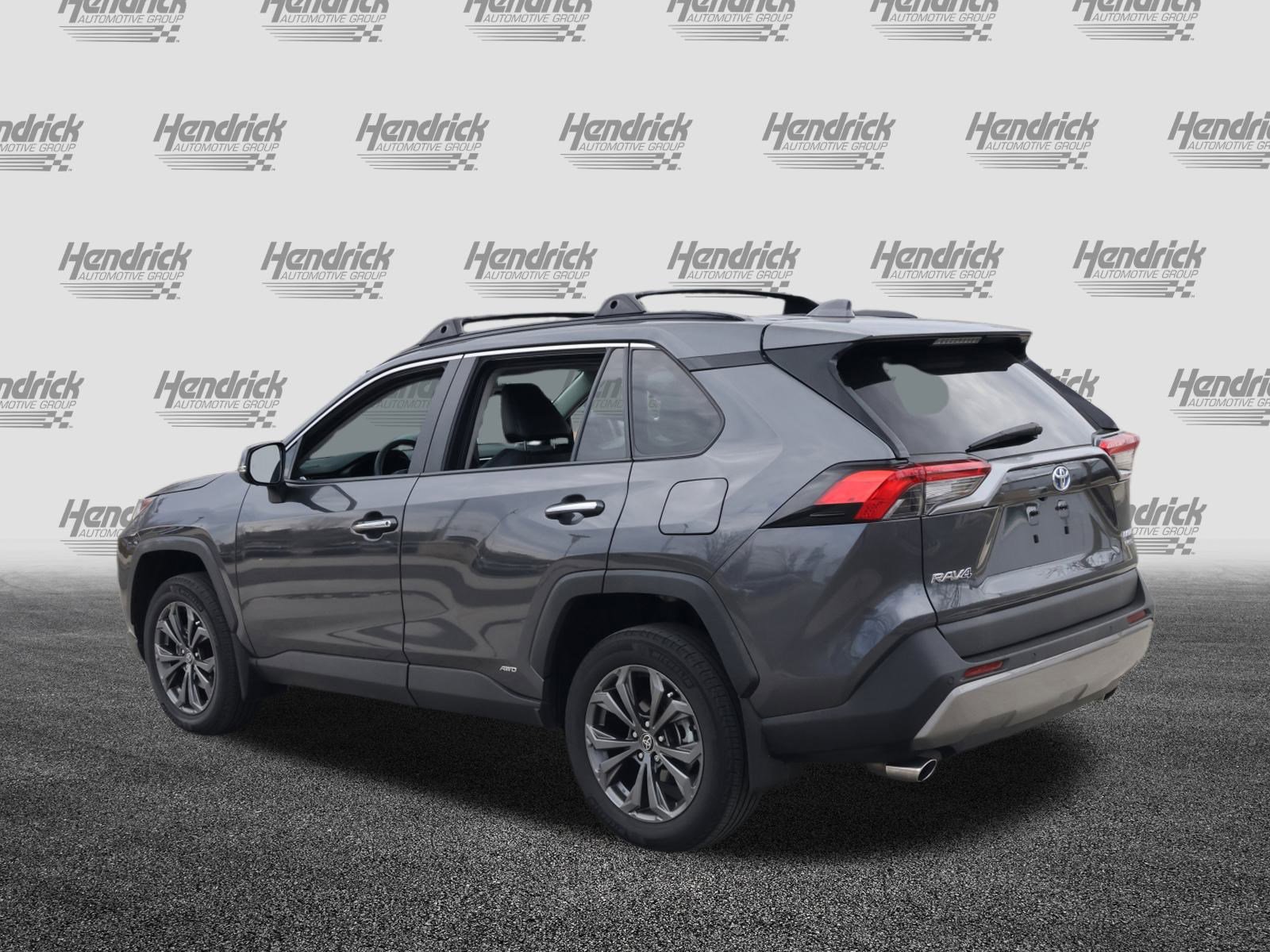 Used 2023 Toyota RAV4 Limited image 7