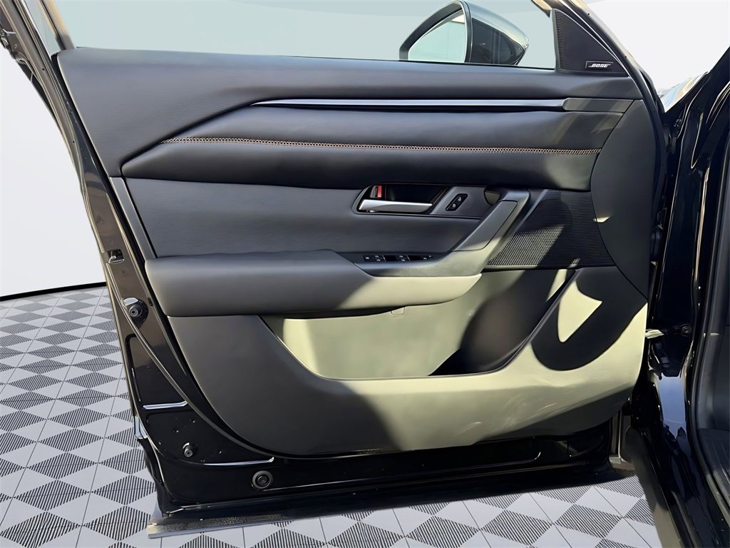 Used 2025 MAZDA CX-50 AWD 2.5 Turbo w/ Cargo Package image 11