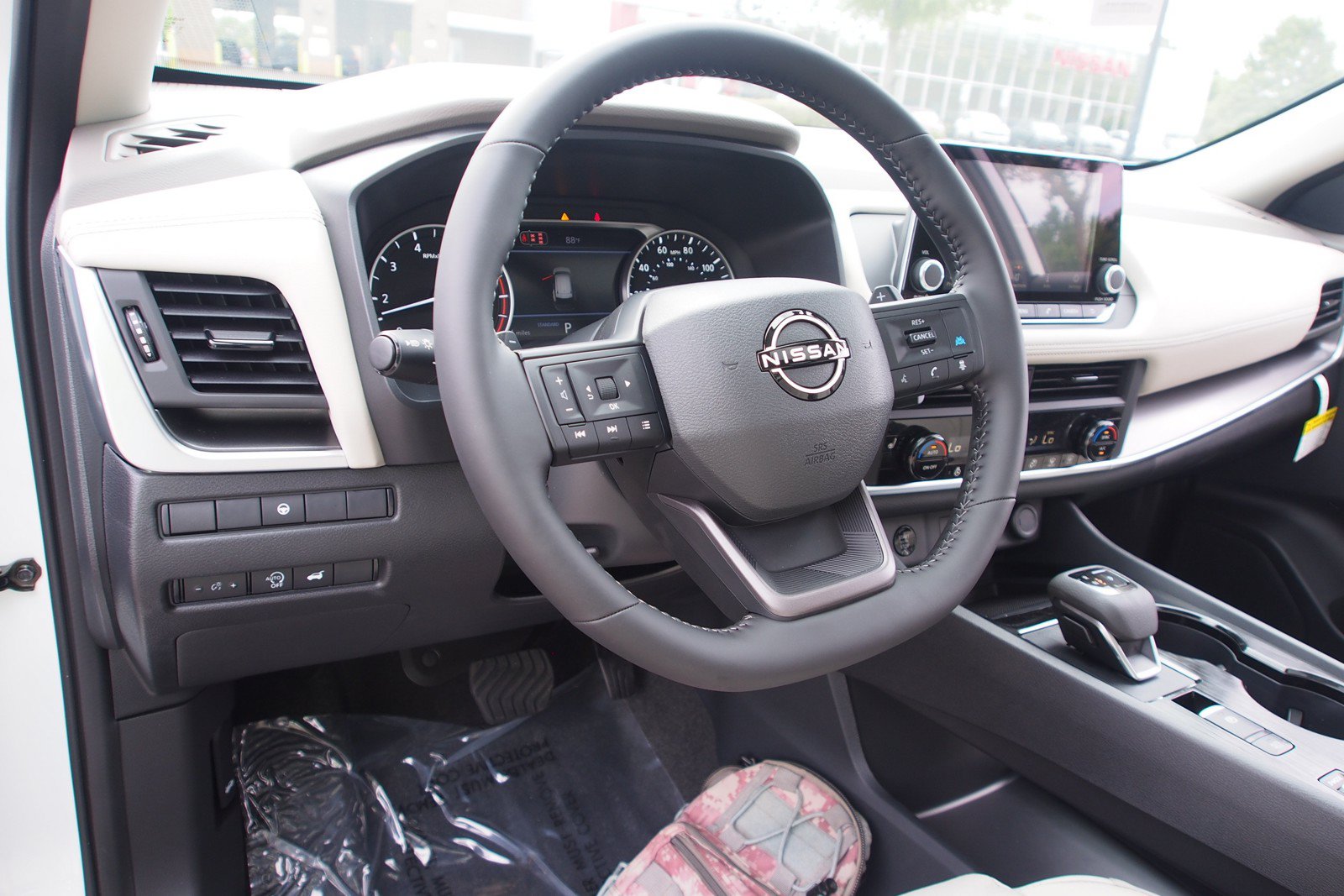 New 2026 Nissan Rogue Dark Armor FWD image 15