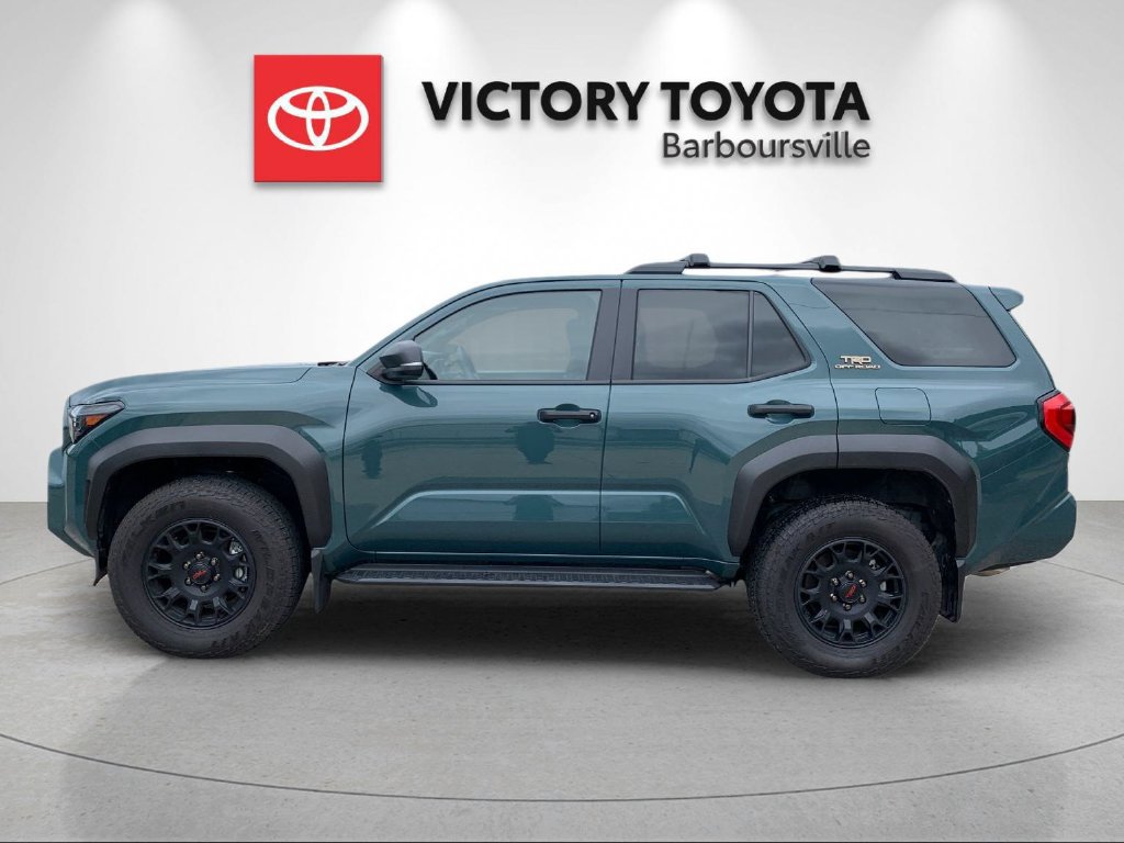 Used 2025 Toyota 4Runner TRD Off-Road AWD/4WD image 2