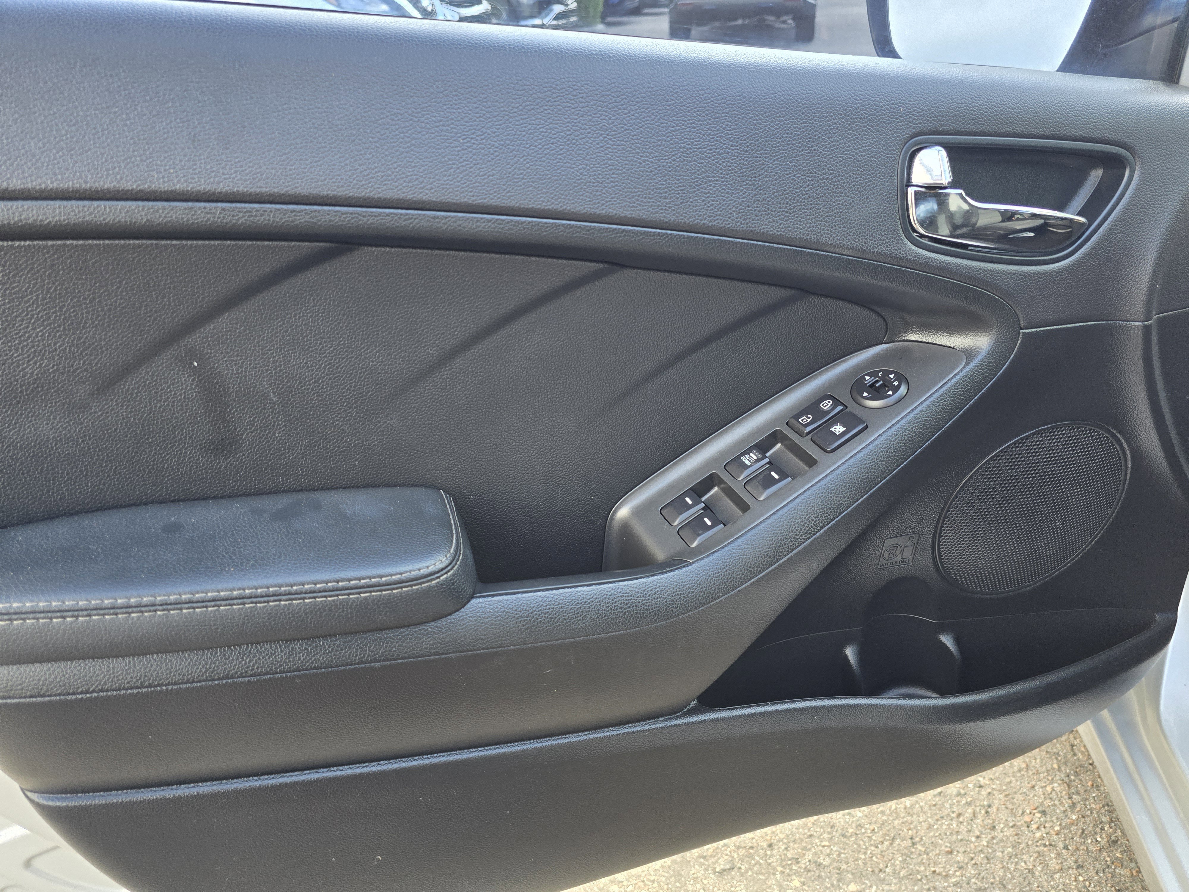 Used 2016 Kia Forte LX FWD image 17