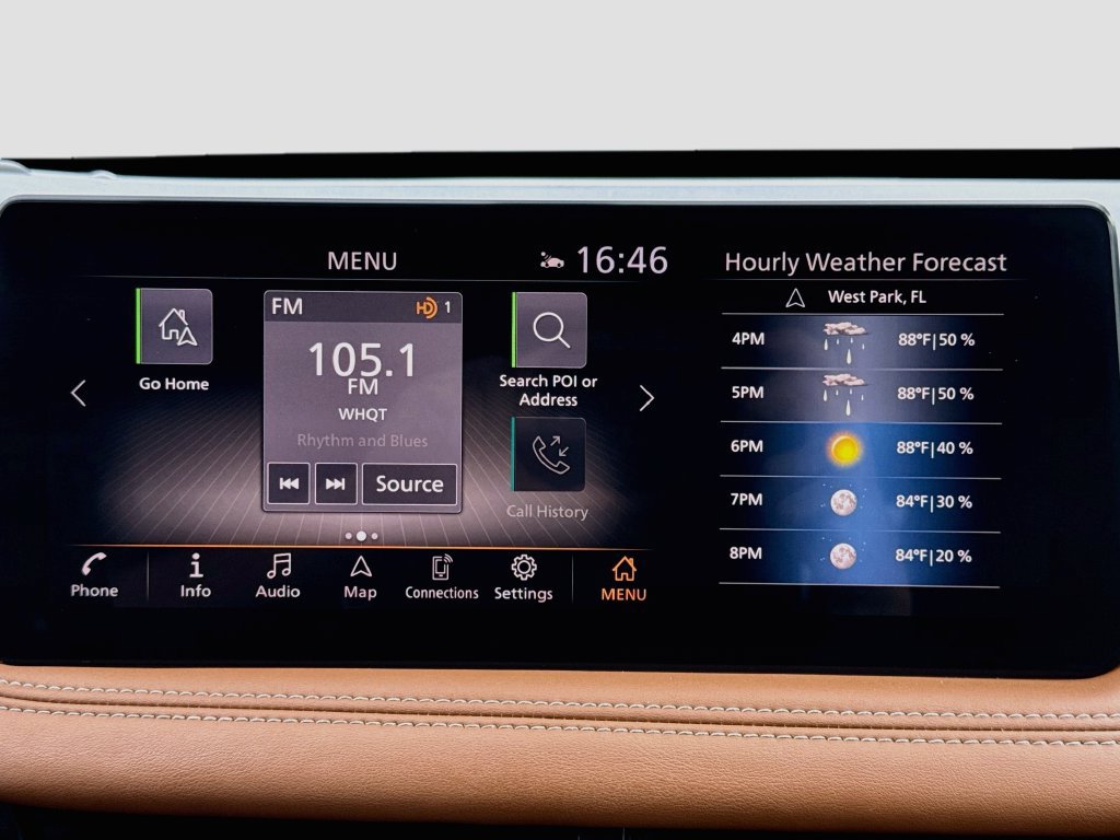 Used 2023 INFINITI QX60 Sensory w/ Cargo Package AWD/4WD image 16