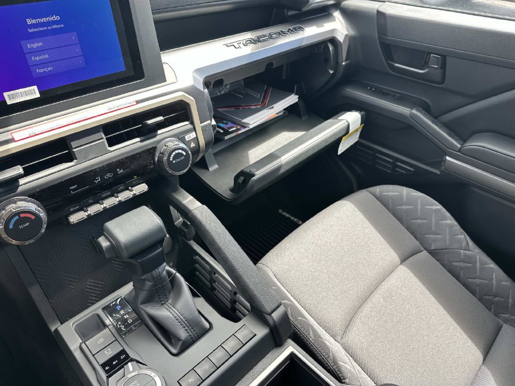 New 2026 Toyota Tacoma SR5 AWD/4WD image 32