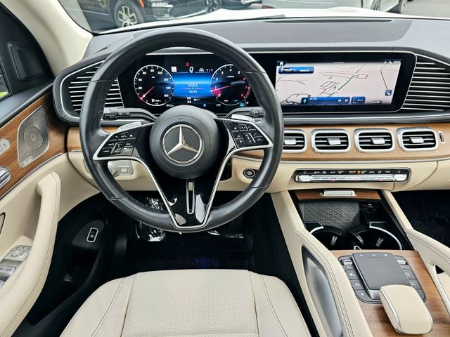 Certified 2024 Mercedes-Benz GLS 450 4MATIC image 33