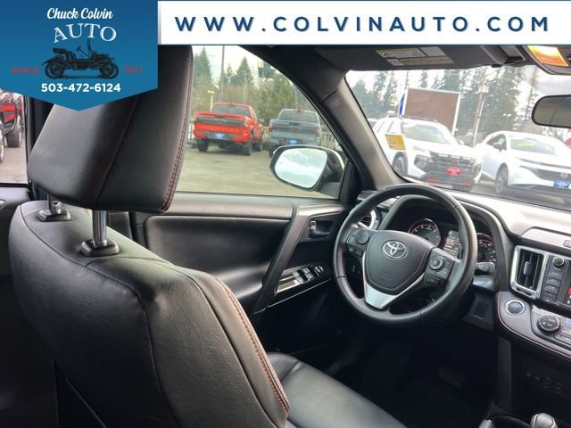 Used 2016 Toyota RAV4 SE image 25