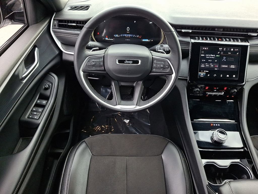 Used 2023 Jeep Grand Cherokee L Altitude image 13