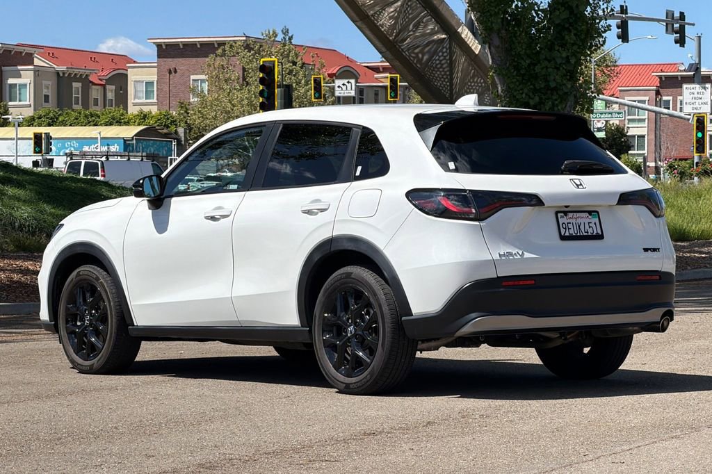 Used 2023 Honda HR-V Sport image 6