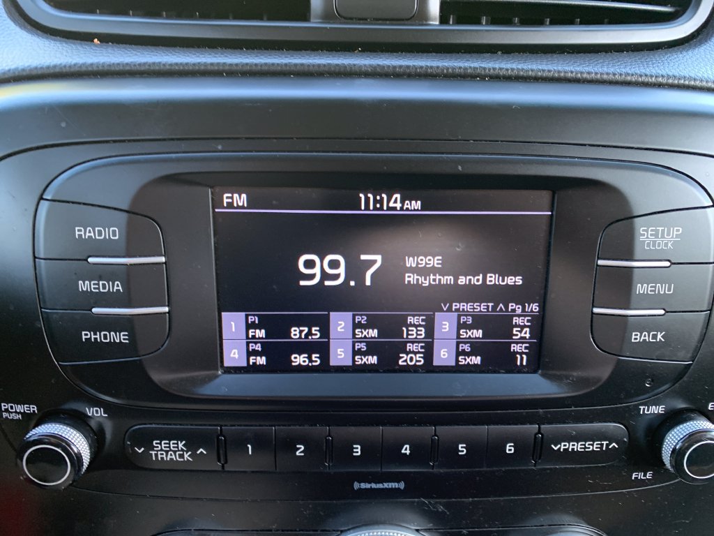 Used 2018 Kia Soul FWD image 13