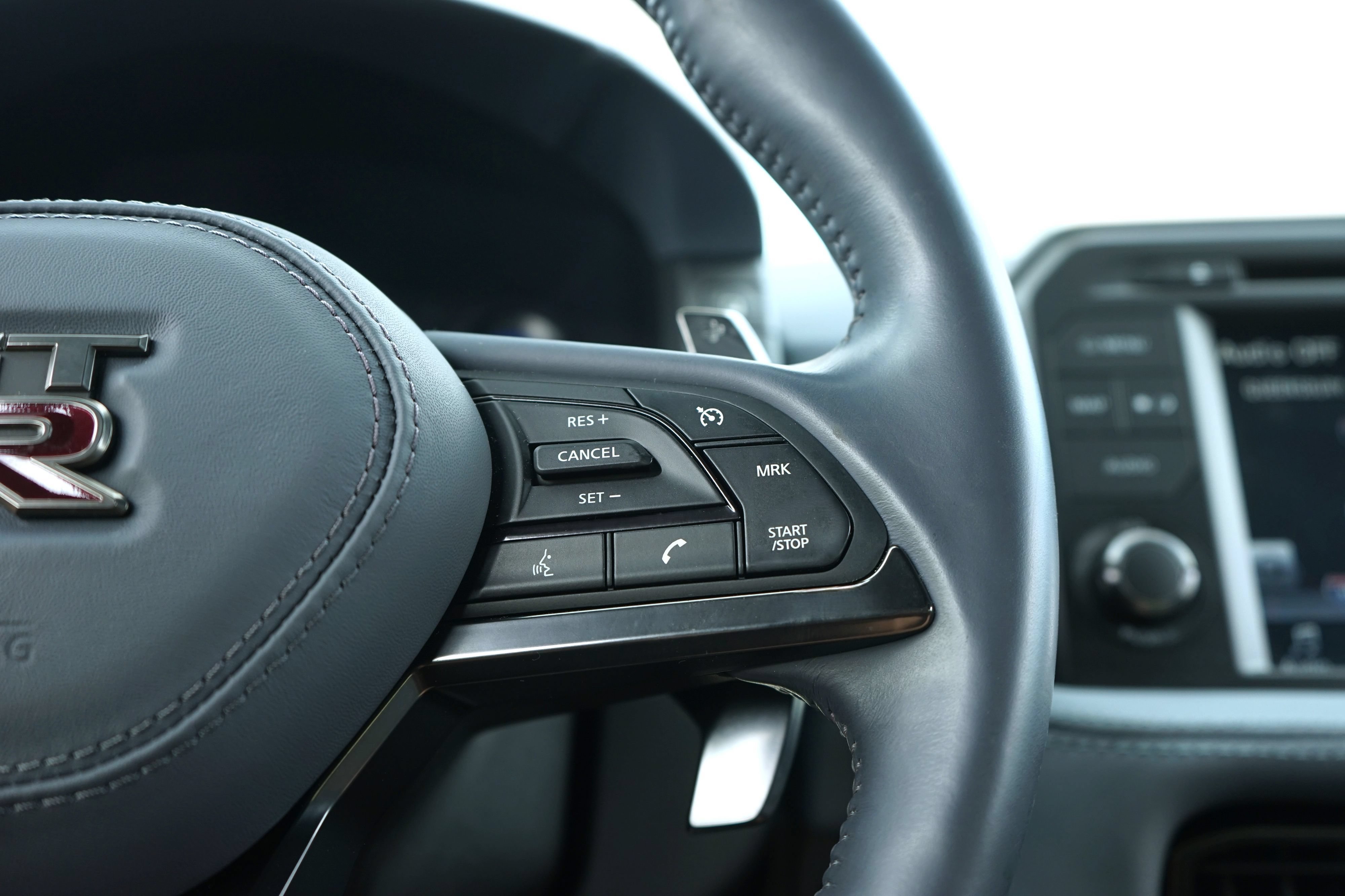 Used 2020 Nissan GT-R Premium AWD/4WD image 29