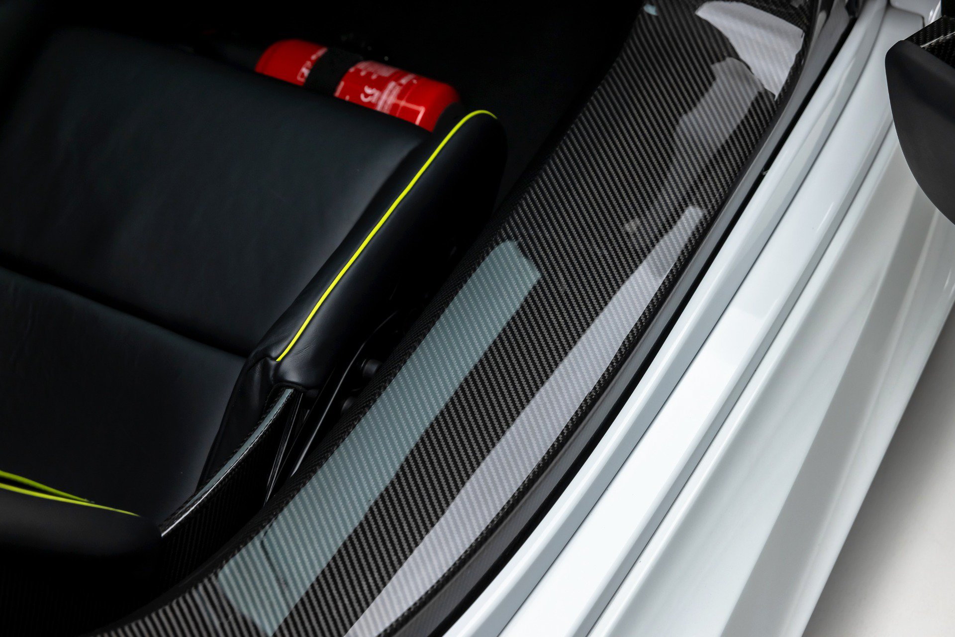 Used 2015 Porsche 918 Spyder AWD/4WD image 50