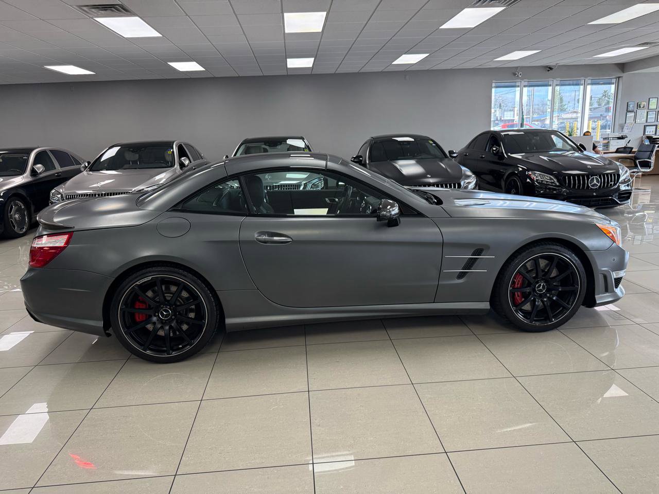 Used 2013 Mercedes-Benz SL 63 AMG image 3