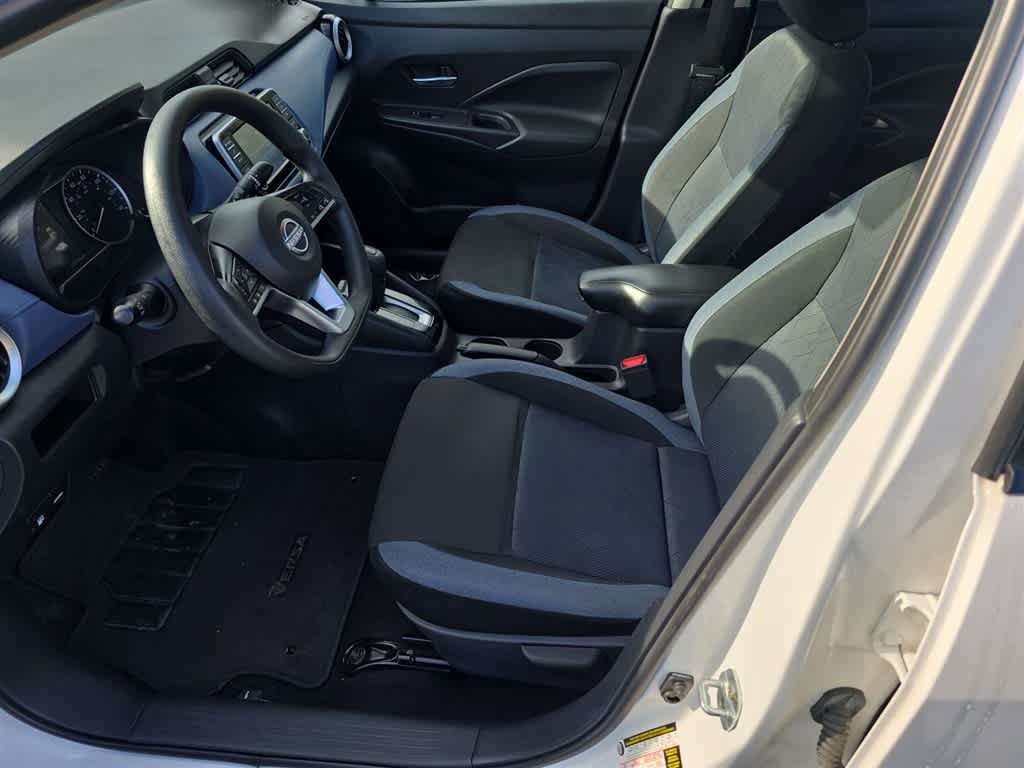 Used 2024 Nissan Versa SV FWD image 15