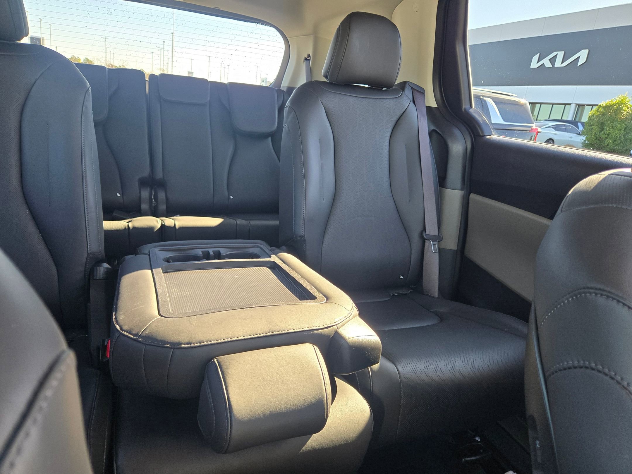 Certified 2025 Kia Carnival image 14