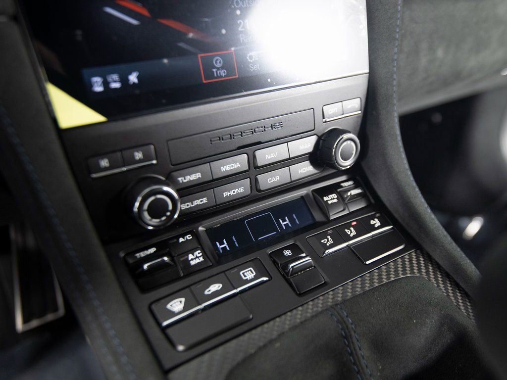 Used 2025 Porsche 718 Cayman GT4 RS image 24