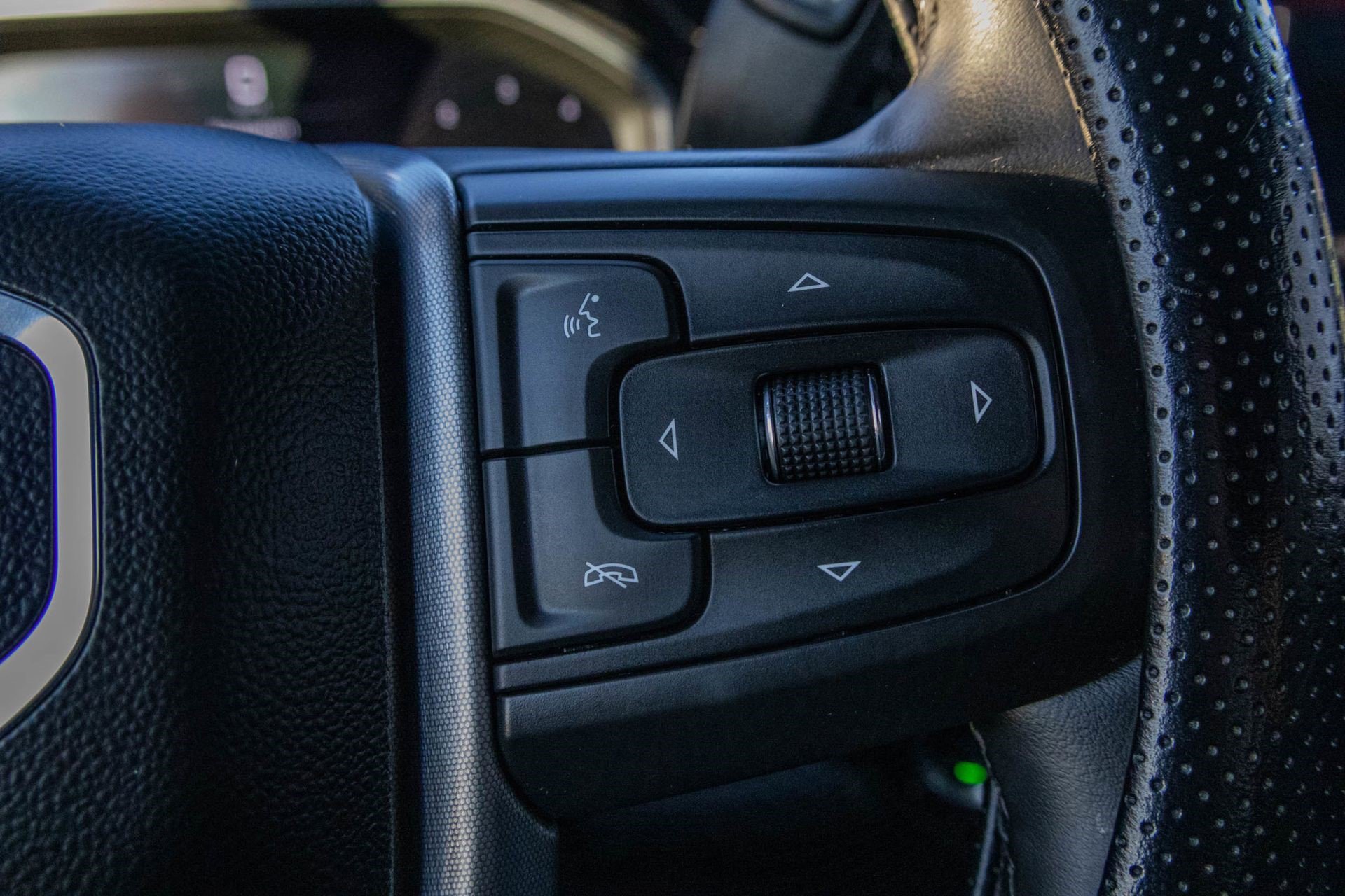 Certified 2024 GMC Sierra 2500 SLE w/ SLE Value Package; image 28