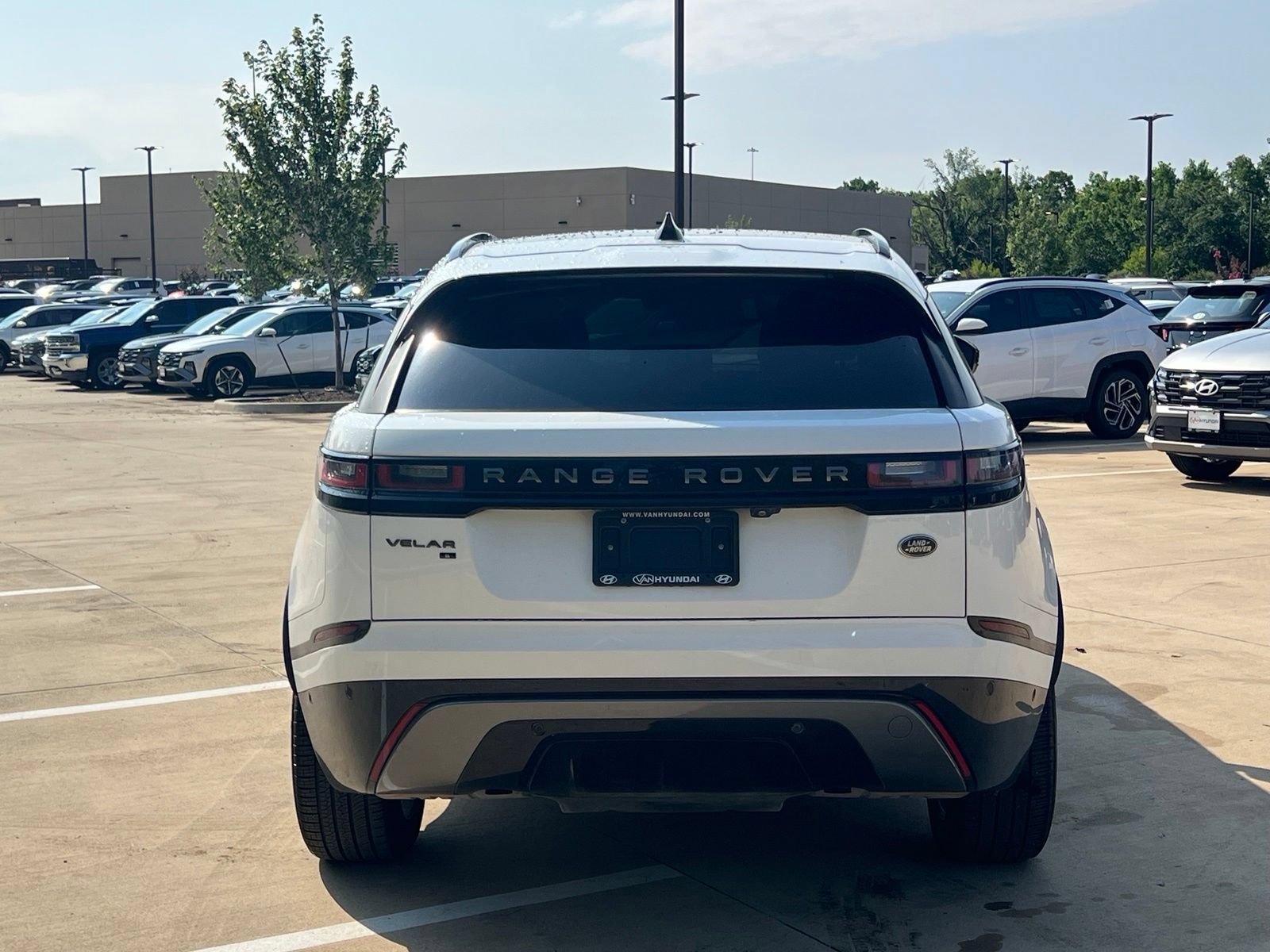Used 2021 Land Rover Range Rover Velar R-Dynamic S AWD/4WD image 10