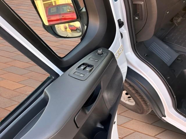 New 2024 RAM ProMaster 3500 w/ Convenience Group image 11