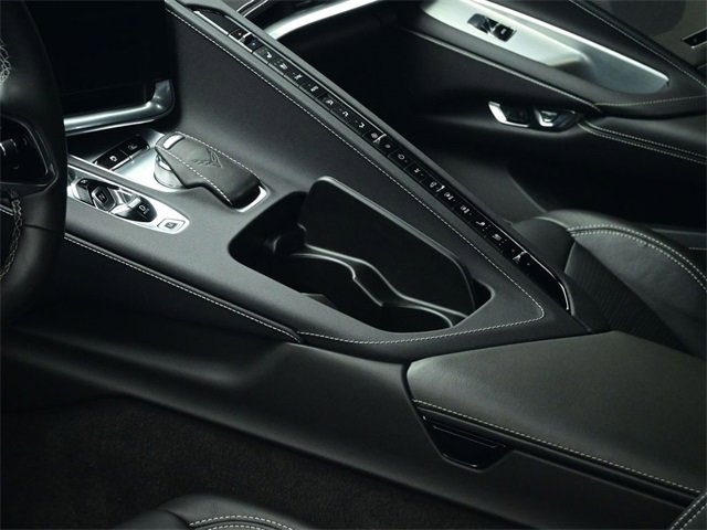 Used 2022 Chevrolet Corvette Stingray Preferred Cpe w/ Battery Protection Package image 3