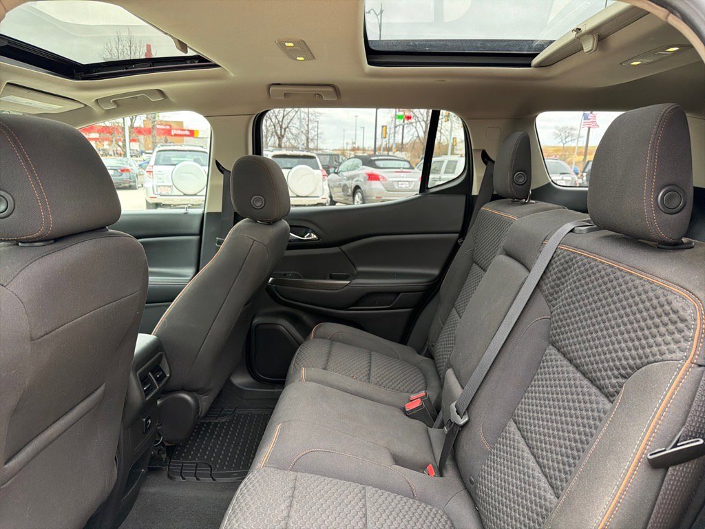 Used 2017 GMC Acadia SLE w/ Driver Alert Package I image 16