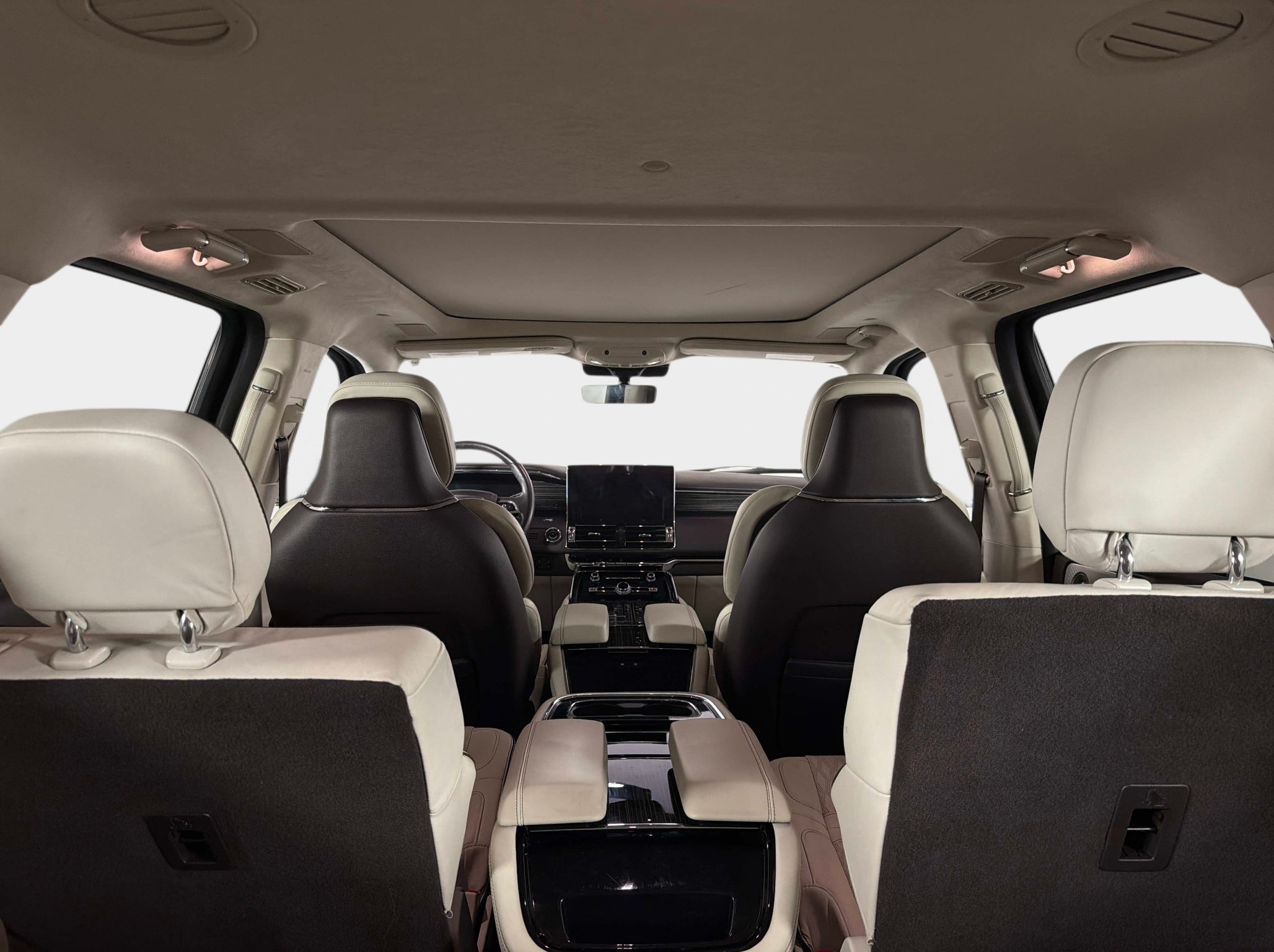 Used 2024 Lincoln Navigator L Black Label AWD/4WD image 29