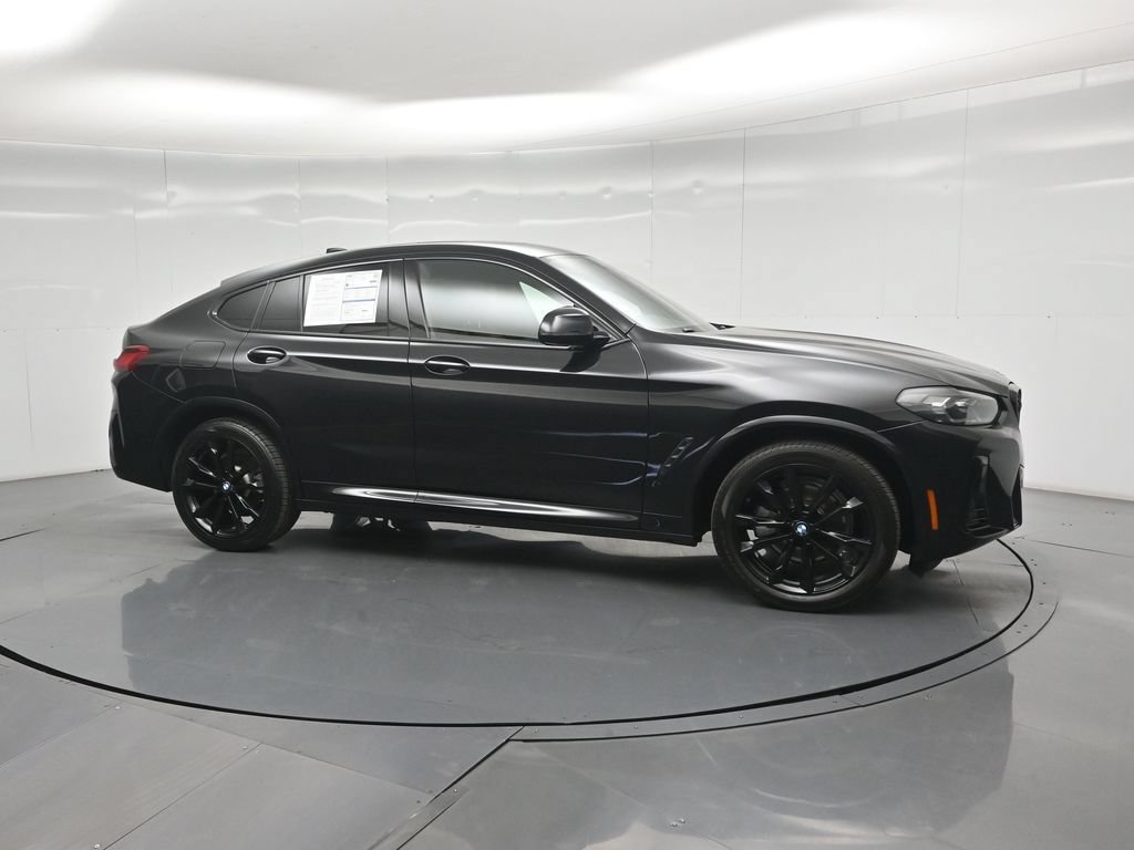 Used 2024 BMW X4 xDrive30i w/ M Sport Package AWD/4WD image 26