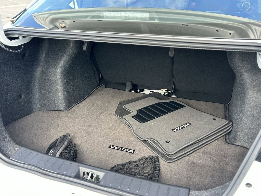 Used 2025 Nissan Versa SV w/ Trunk Package image 12