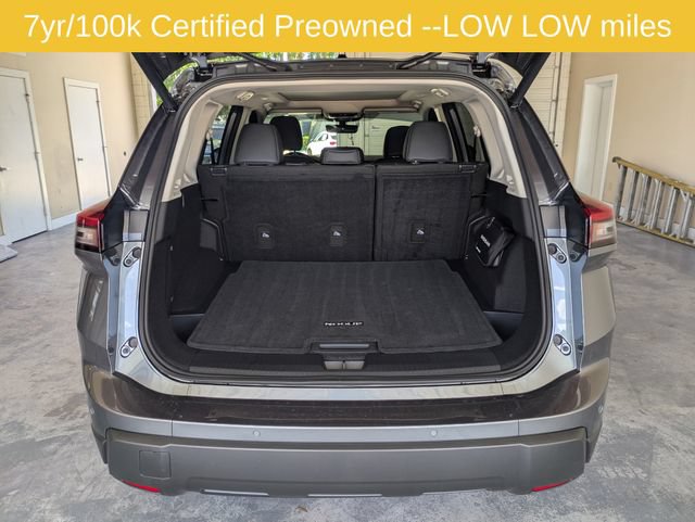 Used 2026 Nissan Rogue Dark Armor FWD image 13