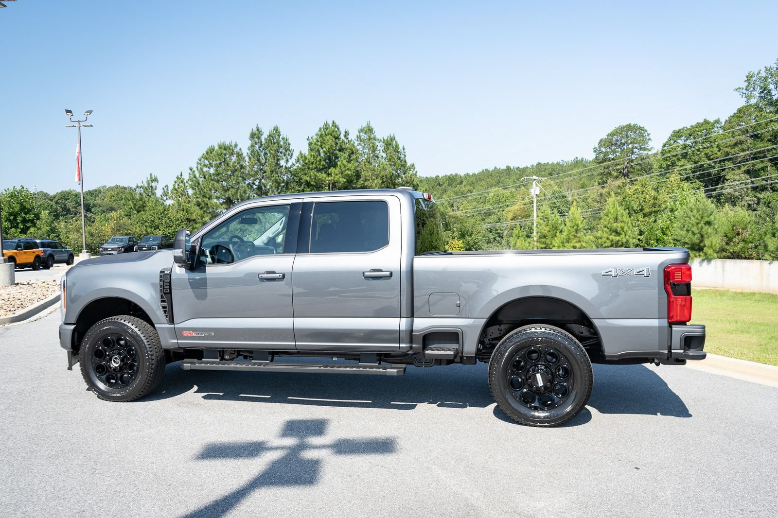 New 2027 Ford F250 XLT w/ XLT Premium Package AWD/4WD image 7