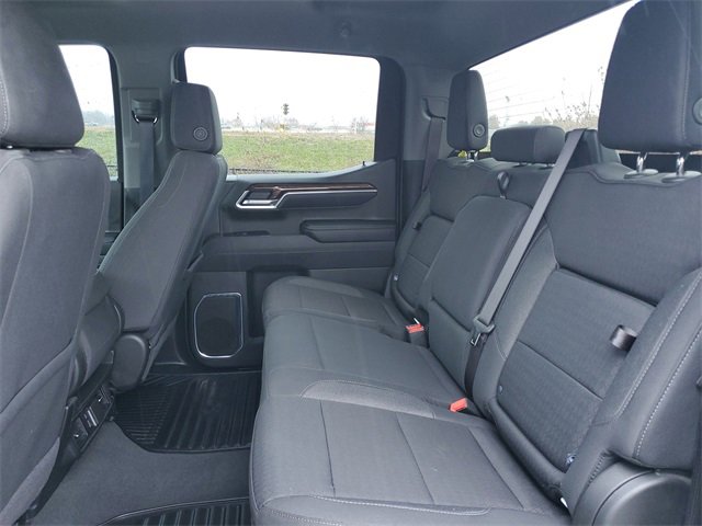 Used 2025 GMC Sierra 1500 Elevation image 12