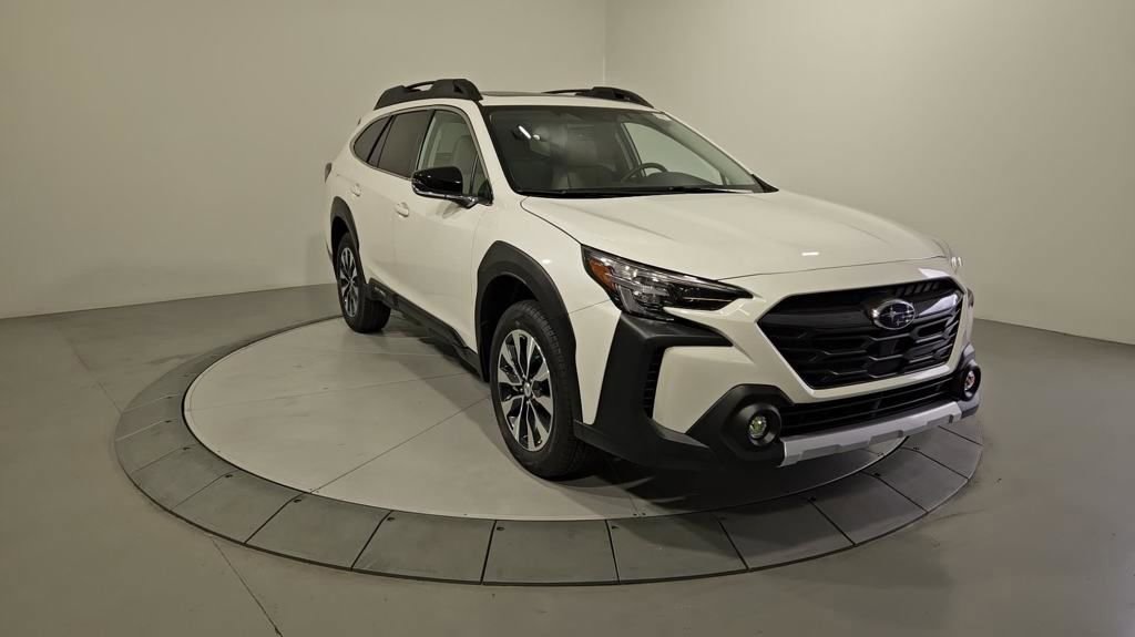 Used 2025 Subaru Outback Limited image 9