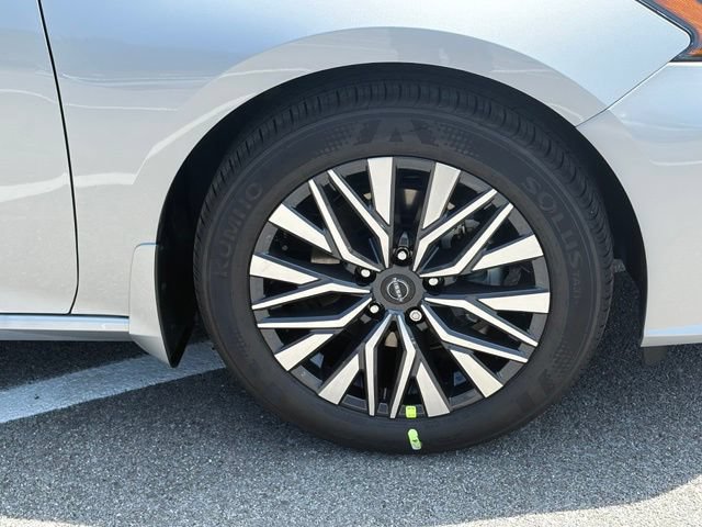 New 2026 Nissan Altima 2.5 SV FWD image 9