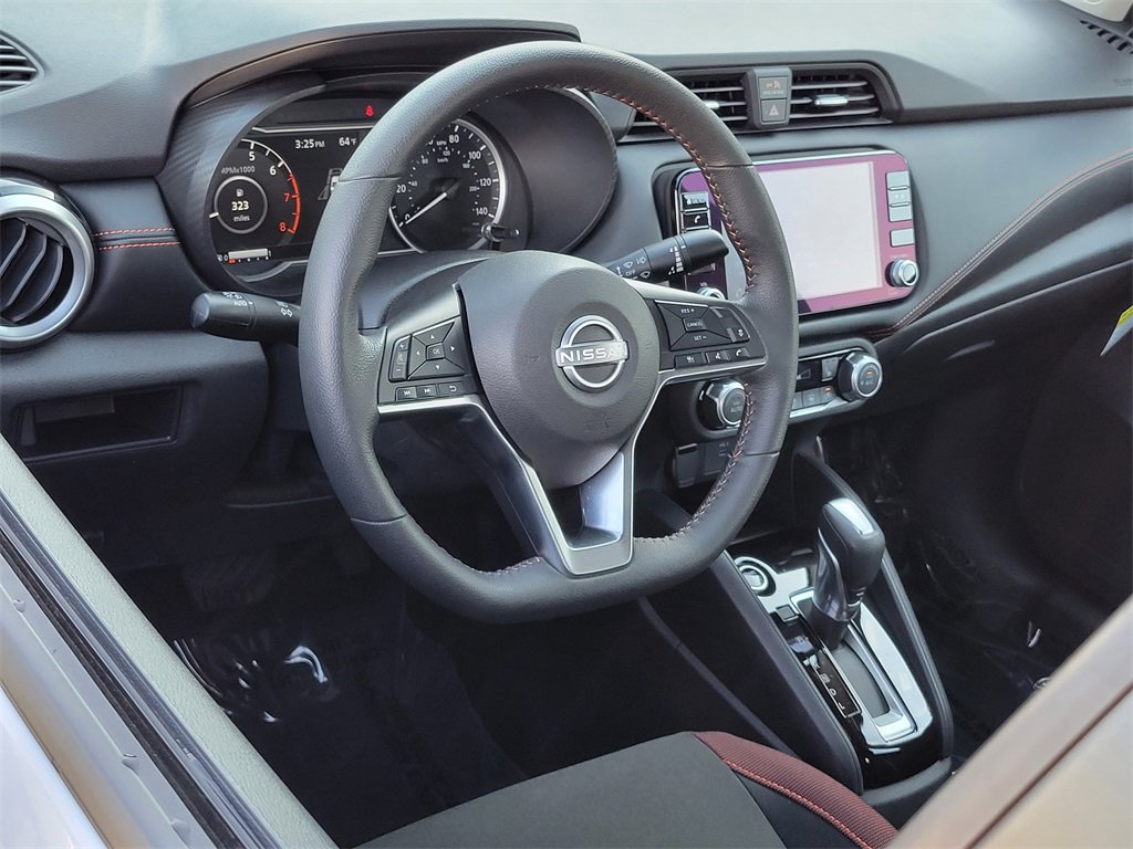 Certified 2025 Nissan Versa SR w/ Trunk Package image 4