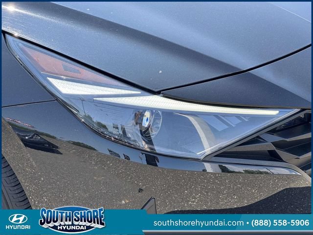 Certified 2023 Hyundai Elantra SE FWD image 13