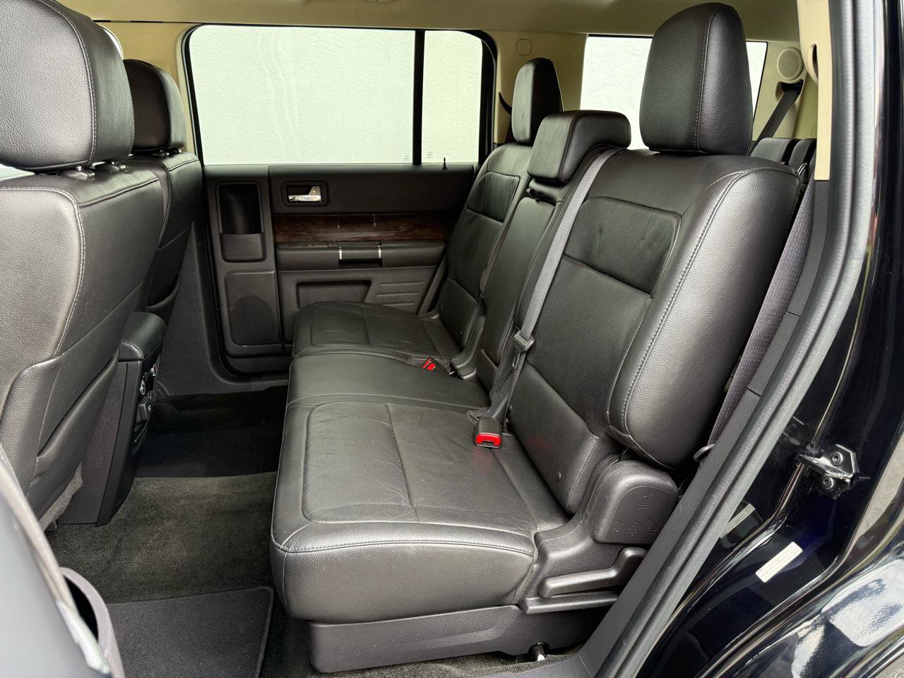 Used 2016 Ford Flex Limited AWD/4WD image 4
