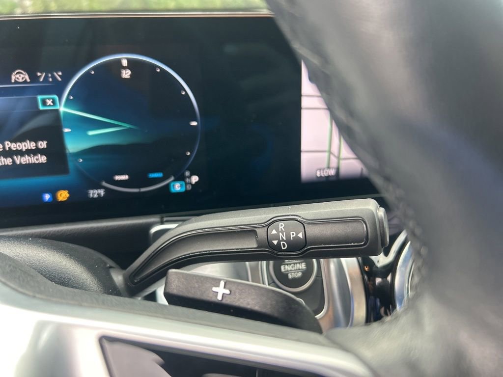 Used 2025 Mercedes-Benz GLB 250 4MATIC image 13