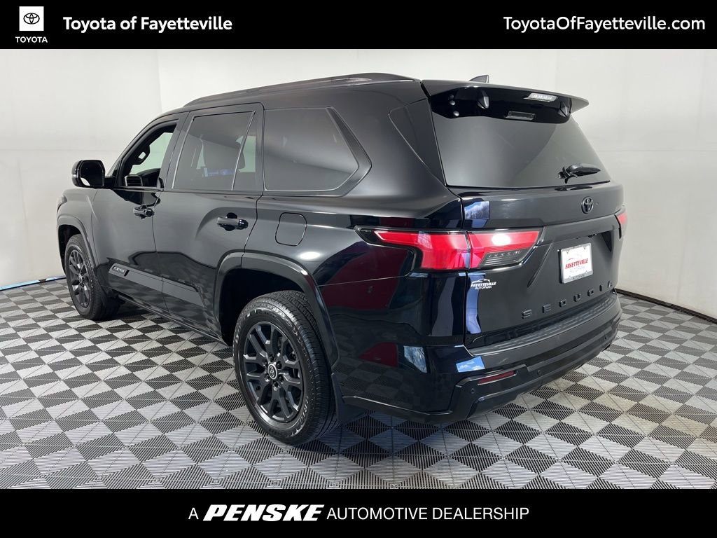 Certified 2024 Toyota Sequoia Platinum image 18
