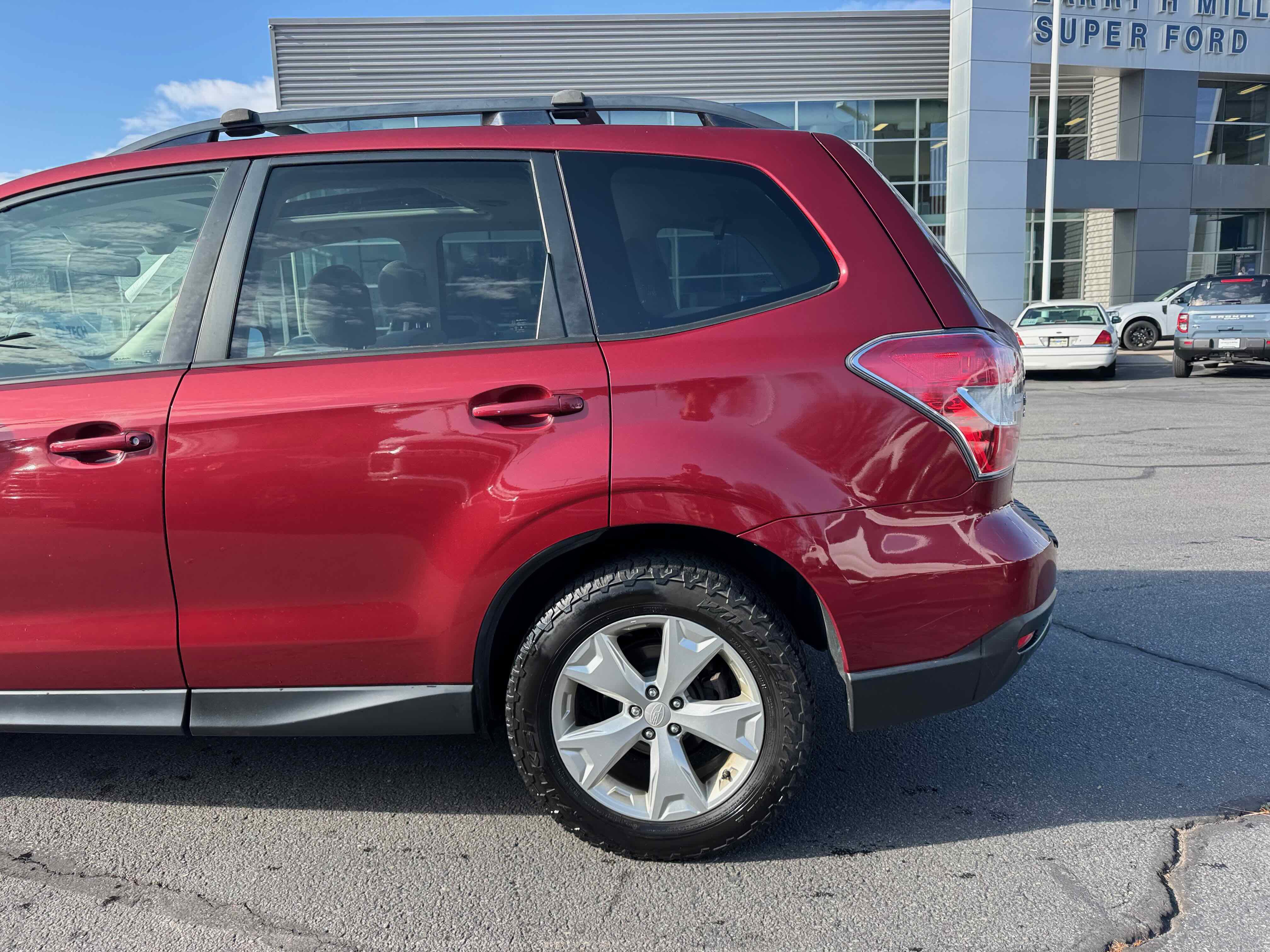 Used 2016 Subaru Forester 2.5i Premium image 4