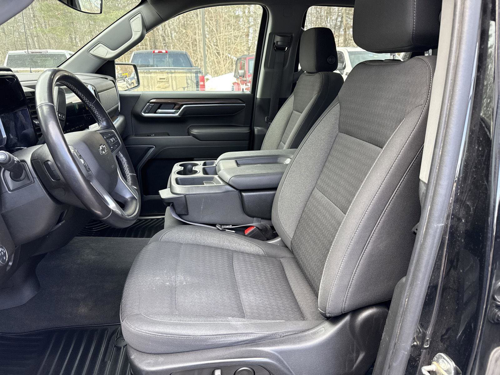 Used 2022 Chevrolet Silverado 1500 RST w/ Z71 Off-Road Package image 11