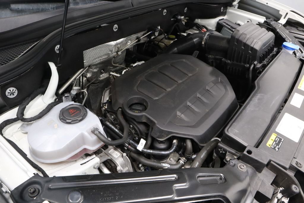 Used 2025 Volkswagen Atlas SE FWD image 15