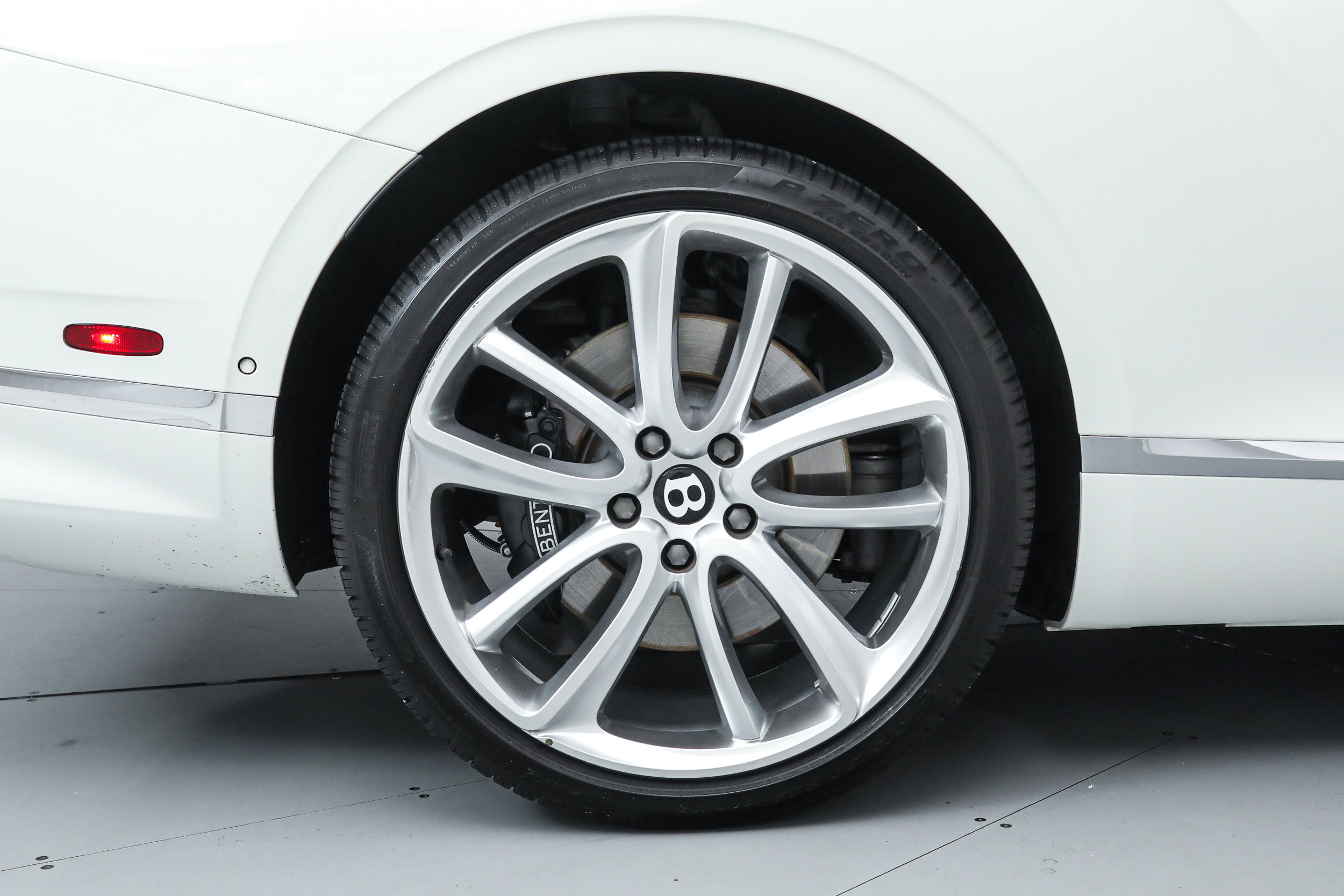 Used 2022 Bentley Continental GT AWD/4WD image 35