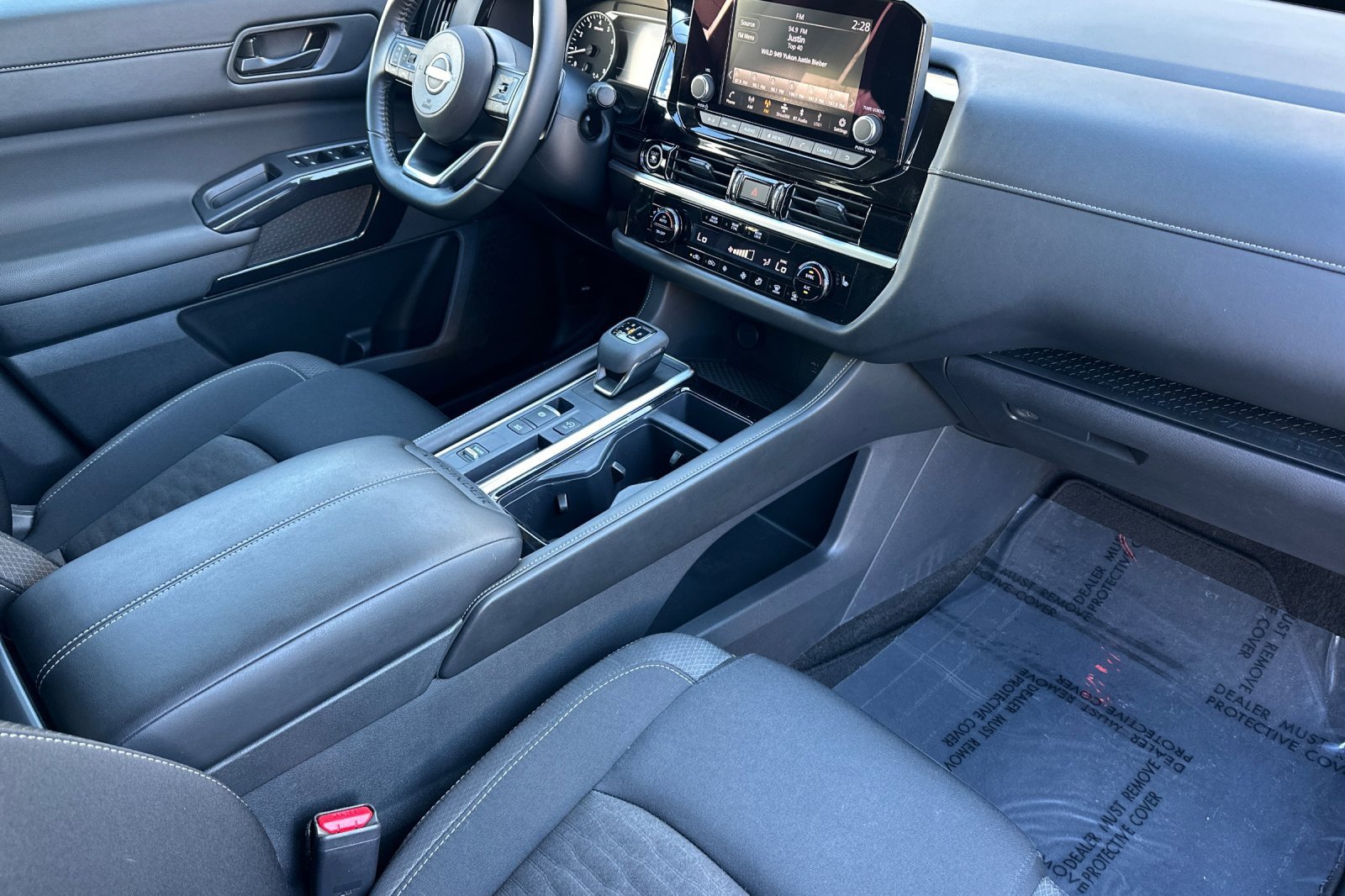 Certified 2024 Nissan Pathfinder SV image 19