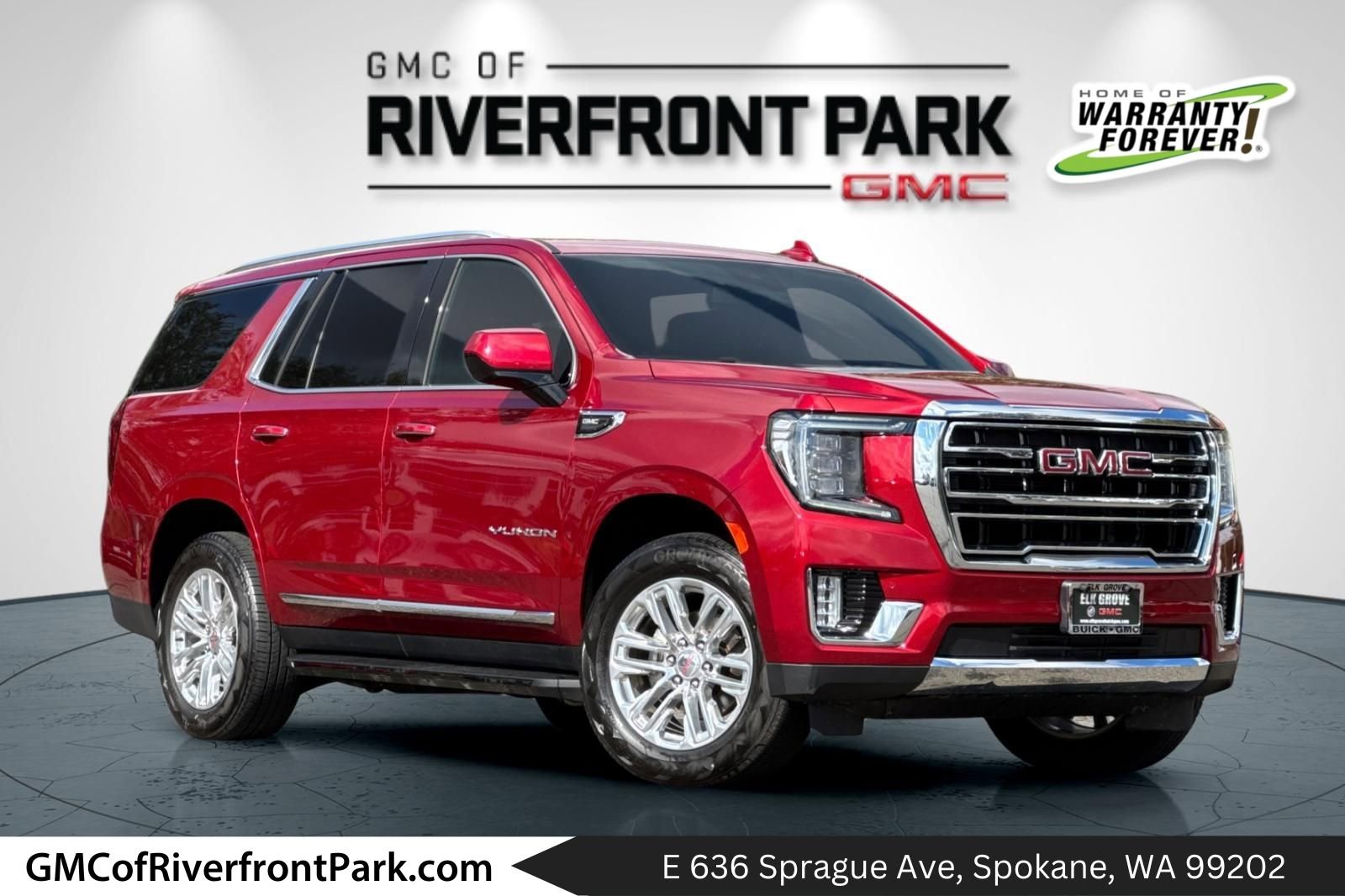 Used 2024 GMC Yukon SLT image 1