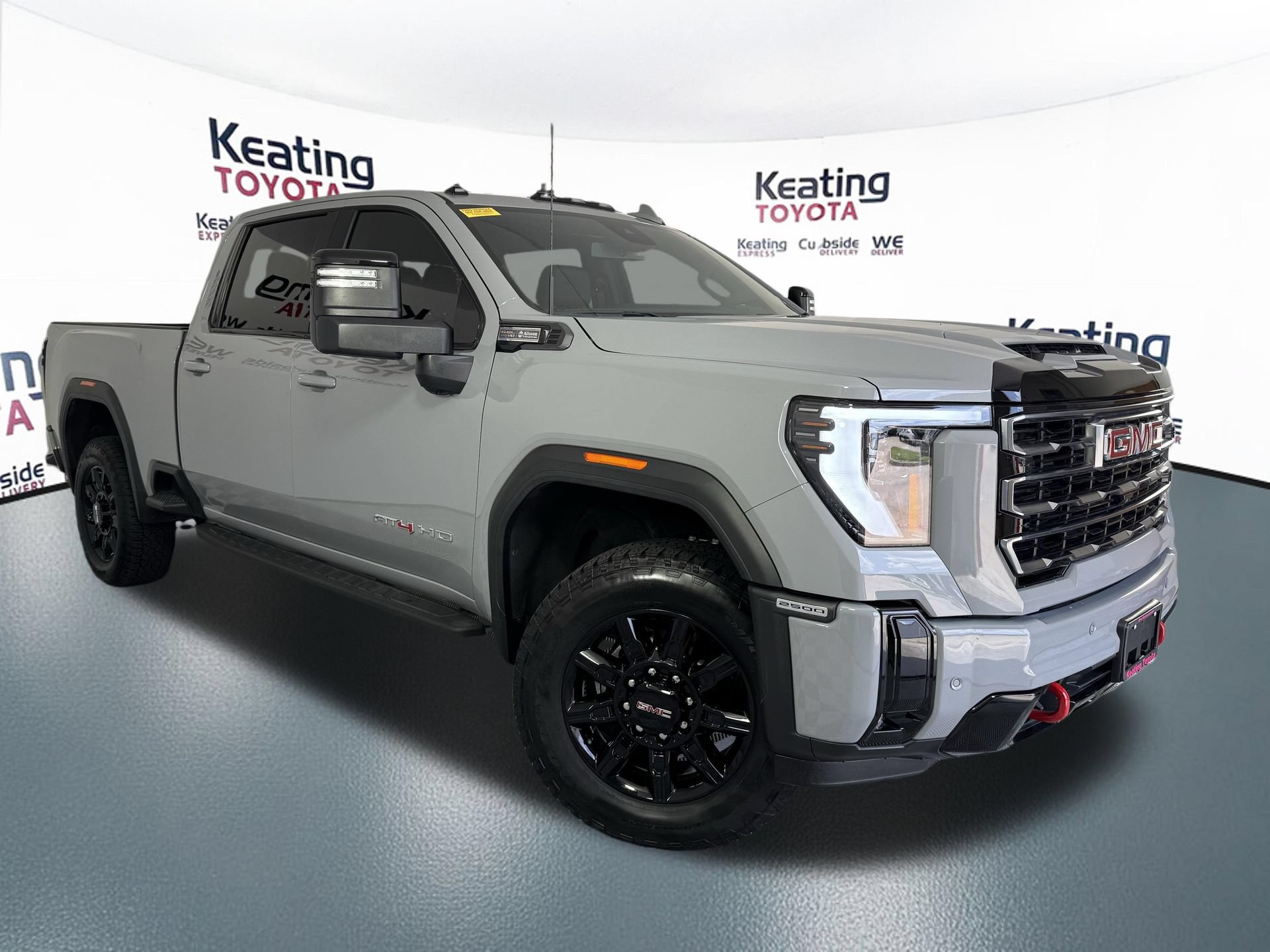 Used 2025 GMC Sierra 2500 AT4 w/ AT4 Preferred Package AWD/4WD image 3