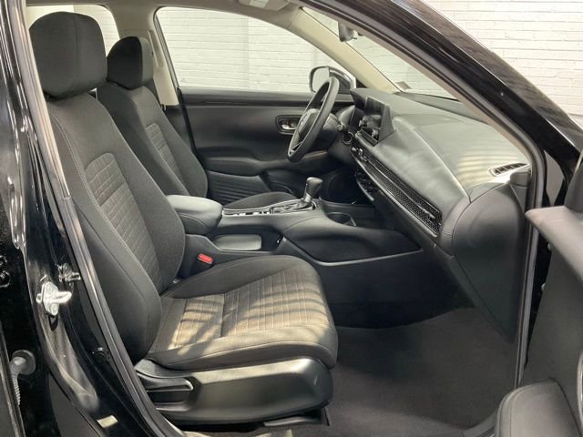 Certified 2023 Honda HR-V LX image 17