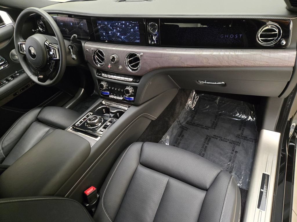 Certified 2025 Rolls-Royce Ghost AWD/4WD image 24
