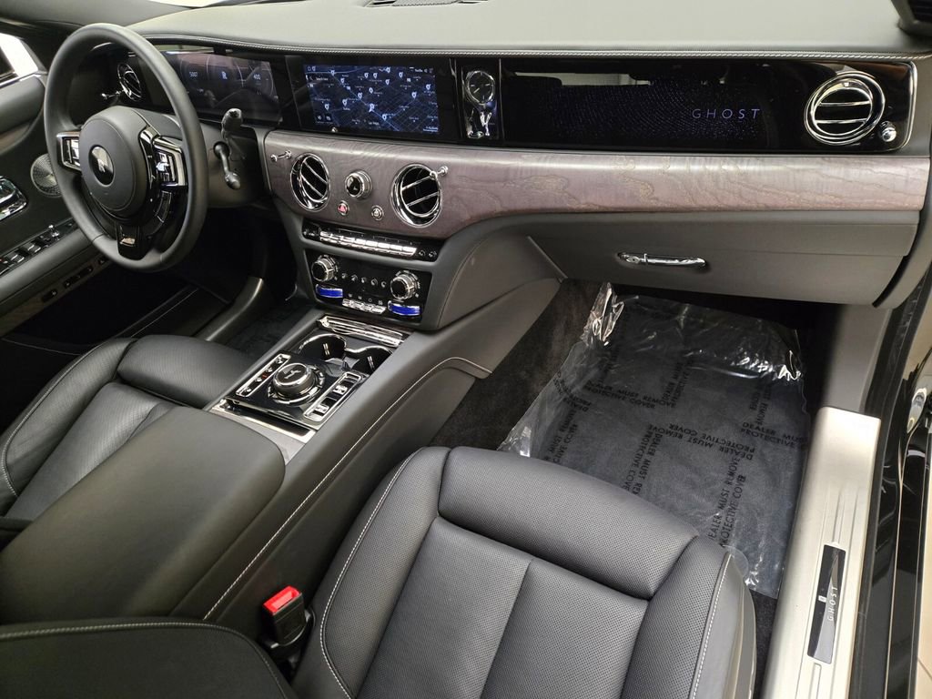 Certified 2025 Rolls-Royce Ghost AWD/4WD image 24