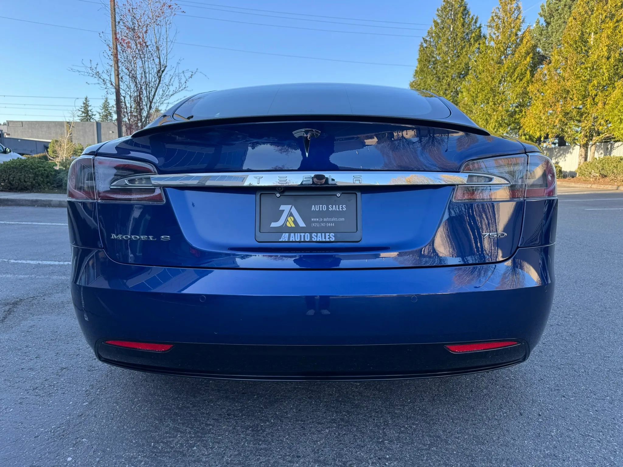 Used 2017 Tesla Model S 75D AWD/4WD image 9