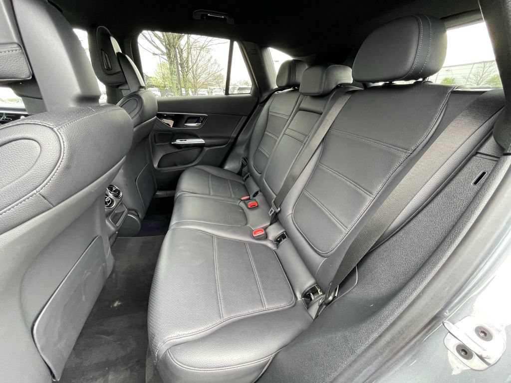 Used 2023 Mercedes-Benz GLC 300 image 26