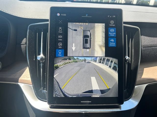 Certified 2025 Volvo XC90 B6 Plus AWD/4WD image 26
